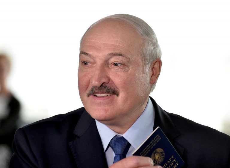 बेलारुसको राष्ट्रपतिमा लुकासेन्को विजयी