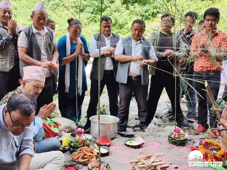 तावाखोलामा मोटरेवल पुल बन्ने