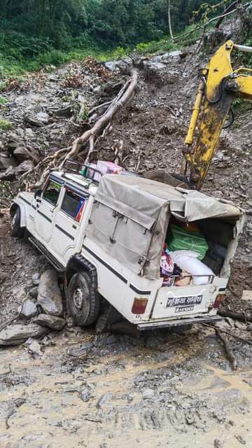 पहिरो सहित ढुङ्गाले लागेर घाइते ताप्लेजुङको फक्ताङ्लुङकी एक महिलाको मृत्यु