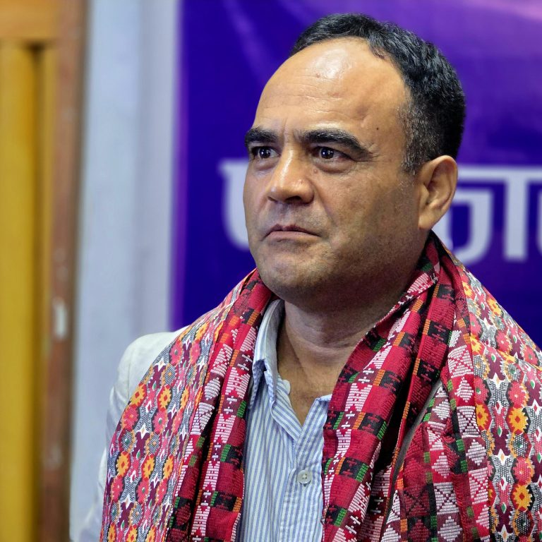 आउँदो महाधिबेशनमा महामन्त्री उठ्ने घोषणा गर्दै काँग्रेस नेता महरको टिप्पणी‘सरकार भित्र काँग्रेस हरायो’