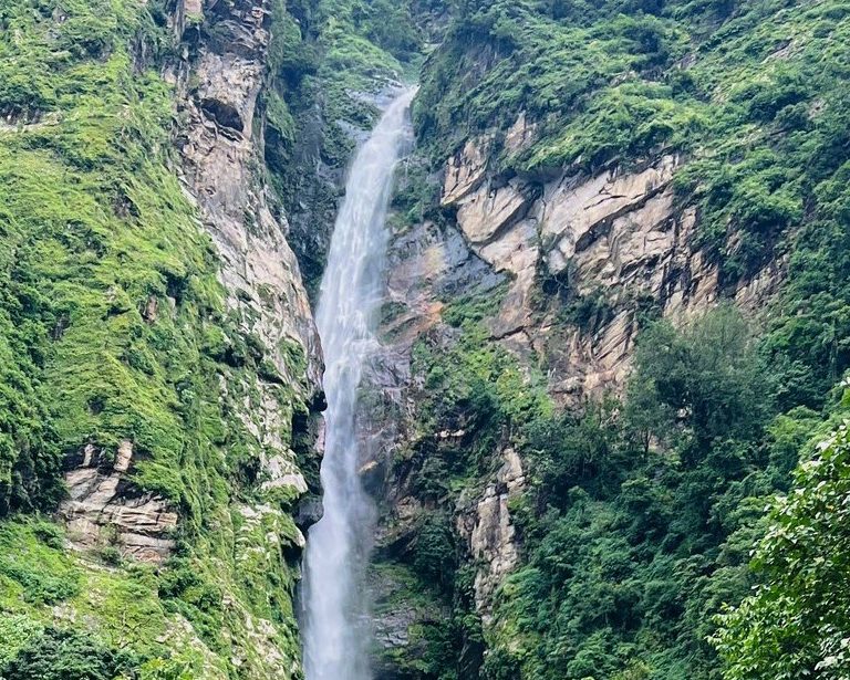 ढङ्ढङगे झरनाको भिडियो सामग्री बनाई सामाजिक सञ्जालमार्फत प्रचार गर्नेलाई पुरस्कृत गरिँदै