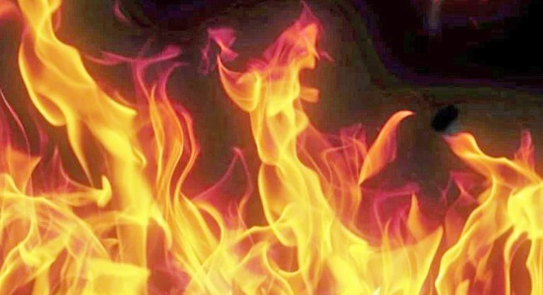आगलागीबाट हाङ्देवामा एक घर नष्ट
