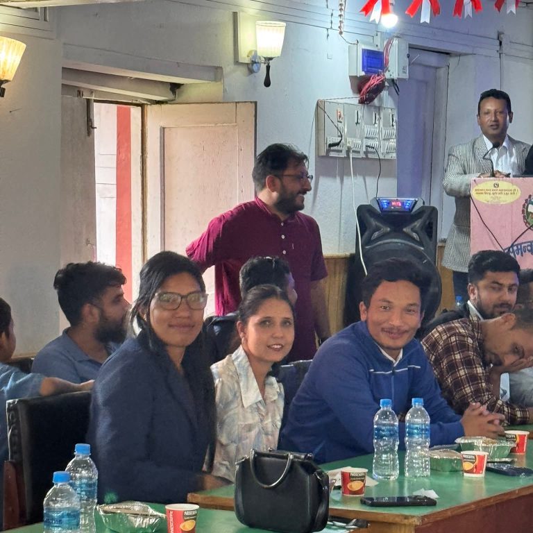 निजामति सेवा दिवसमा फुटबलतर्फ कर्मचारी टिम बिजयी,हाजिरी जवाफमा पाथीभरा याङवरक पहिलो