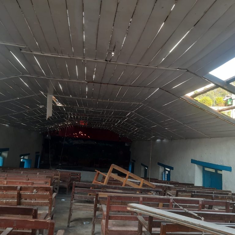 ४० बर्ष पुरानो सिटीहल सहितका संरचना भत्काउन थालियो,पार्किङ सहितको बहुद्देश्यीय सामुदायिक भवन बन्ने