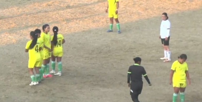 कञ्चनजंघा सेसेलुङ अन्तरपालिका स्तरीय महिला गोल्डकपको उपाधि फुङलिङलाई