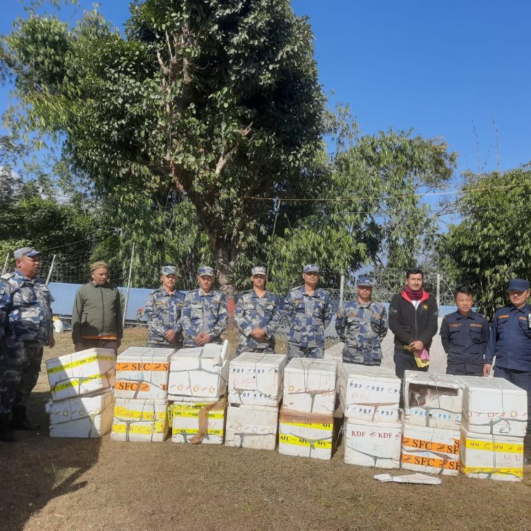 प्रतिवन्धित माछा समेत भेटिएको भन्दै सशस्त्र प्रहरीद्धारा करिव ६ सय ३० किलो माछा जफत गरी नष्ट