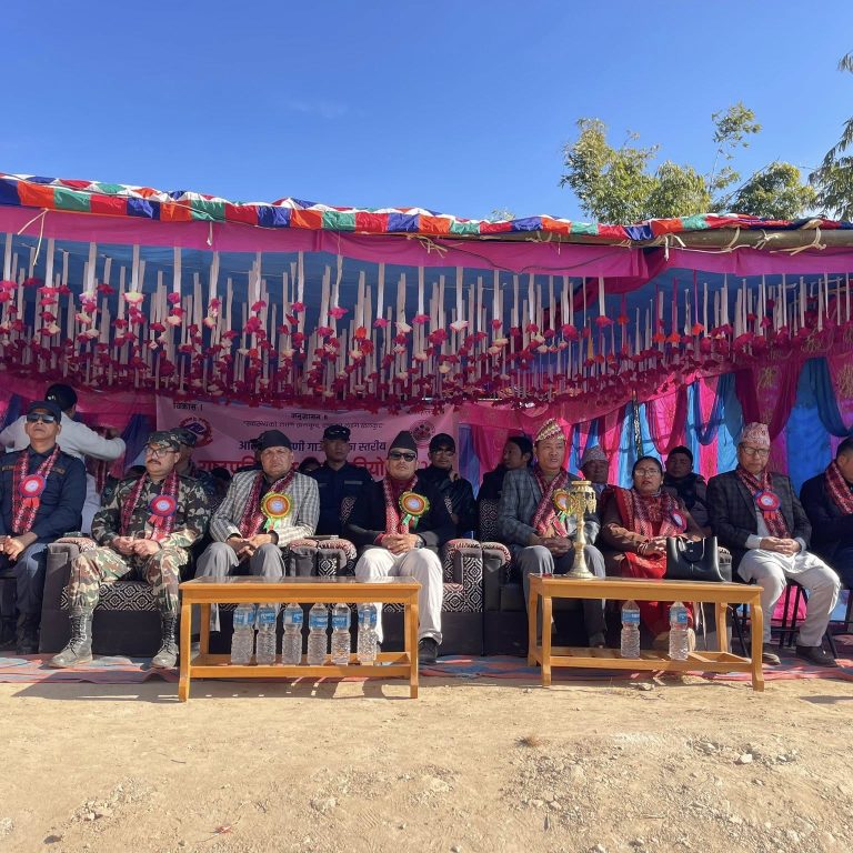 भव्य उपस्थितिमा आठराई त्रिबेणीमा सुरुभयो पालिका स्तरीय राष्ट्रपति रनिङ शिल्ड