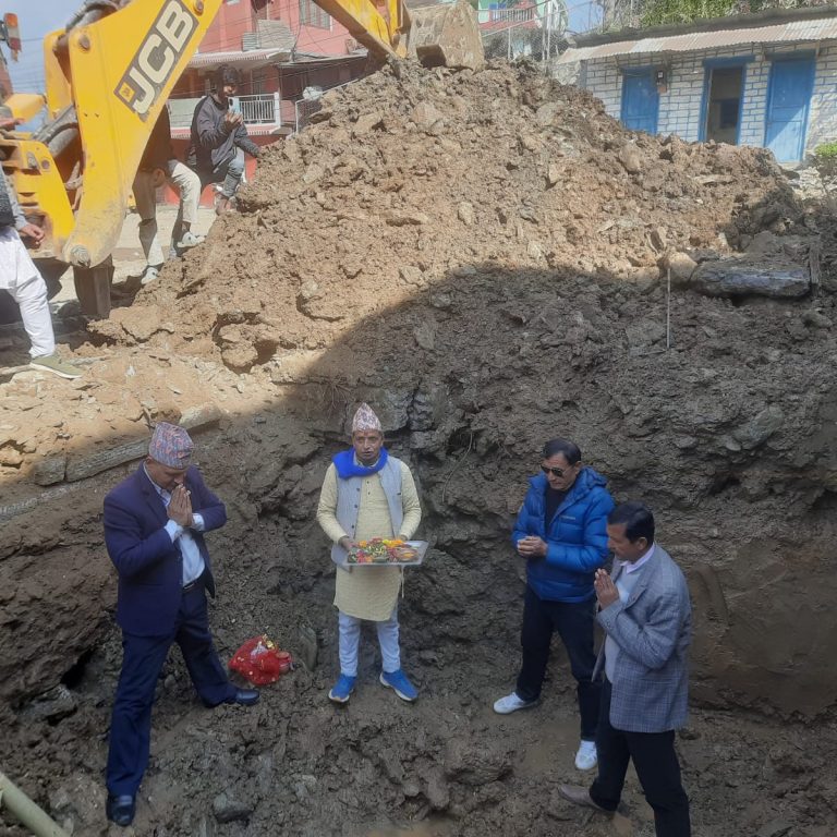 फुङलिङमा बहुउद्देश्यीय सामुदायिक भवन बन्न सुरु