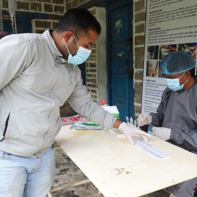 ताप्लेजुङमा देखिएन बर्ड फ्लु रोगको संक्रमण,थप पंक्षी तथा पंक्षीजन्य उत्पादनको आयातमा भने कडाई