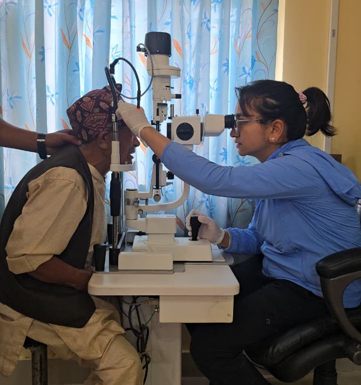 फुङलिङमा सञ्चालित तीनदिने आँखा शिविरमा ७३ जनाको आँखाको शल्यकृया,करिव ६ सयले गराए आँखा परीक्षण