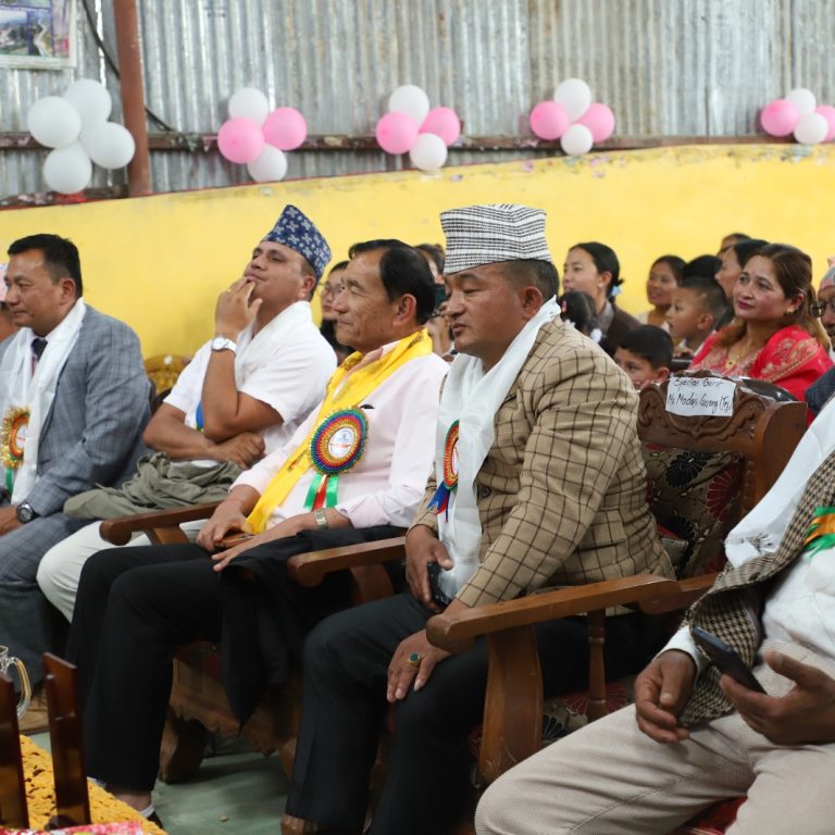 उत्कृष्ट शिक्षक तथा बिद्यार्थीलाई सम्मान गर्दै ताप्लेजुङ बुद्ध इङलिस बोर्डिङ स्कुलको १९ औं स्थापना दिवस सम्पन्न