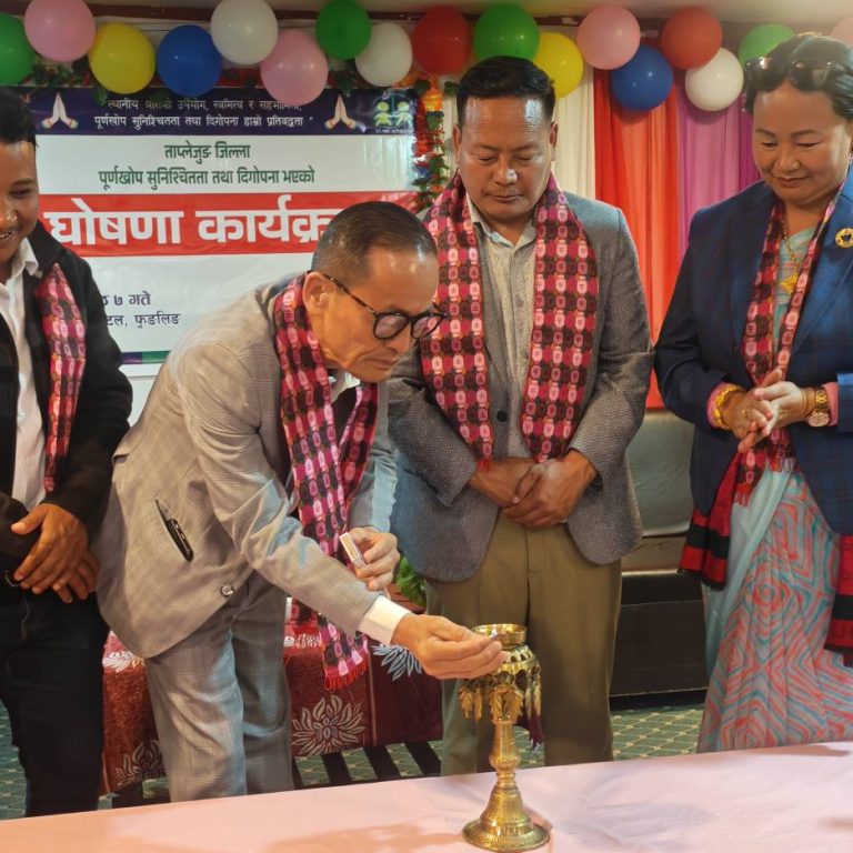 महिला स्वास्थ्य स्वयंसेविकाको प्रोत्साहन भत्ता बृद्धिको बिषय कोशी सरकारको प्राथमिकतामा छ: मन्त्री लिम्बू