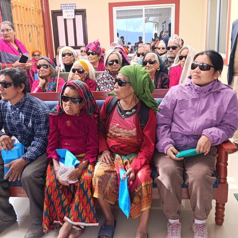ताप्लेजुङमा सञ्चालित आँखा उपचार केन्द्रबाट एकबर्षमा झण्डै १८ हजारले लिए सेवा,३४२ जनाको आँखाको शल्यकृया