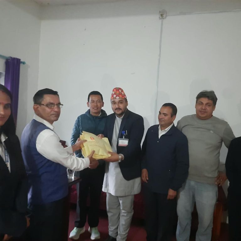 कर्मचारी मिलन केन्द्र ताप्लेजुङले देशभरका कर्मचारी मिलन केन्द्रलाई हुलाकमार्फत पठायो पाथीभराको टीका प्रसाद